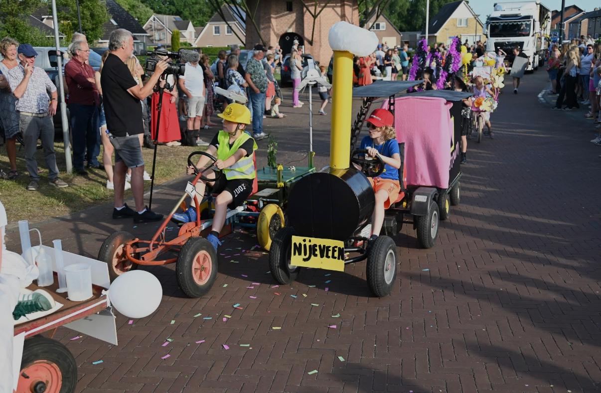 Optocht Feestweek Nijeveen
